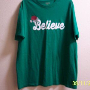 Christmas T-shirt  "Believe" Ladies Size XL Brisco Brands